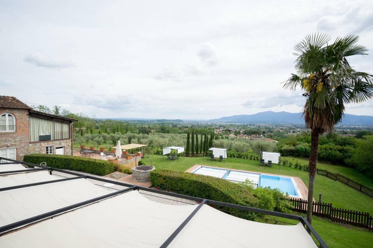 Accogliente Alloggio Con Vista E Piscina Lucca Luaran gambar